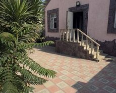 3 otaqlı ev Bakıxanov