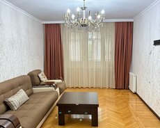 Elmlərin yanı 3 otaqlı xruşovka satilir