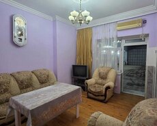 Bileceri qesebesinde 3 otaqli heyet evi kiraye verilir