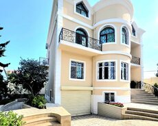 Novxanı, Sarıqayada Villa satılır