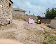 Buzovnada həyət evi satılır