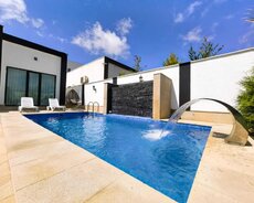Mərdəkanda villa satılır