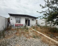 mastagada merkezde 3 otaqli ev satilir
