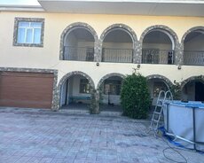 Buzovna Albalılıqda həyət evi satılır