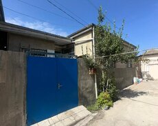 Koroglu metrosuna yaxin heyet evi satlir