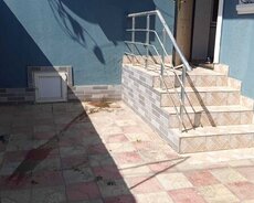 Xırdalanda Həyət evi satışda
