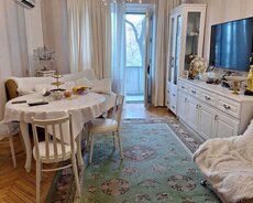 Satılır 3 otaqlı köhnə tikili 75 m², Nizami m