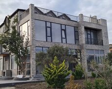 Bilgəhdə Bağ evi satılır