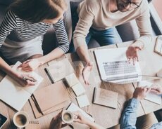 Marketing və satış üzrə gənc mütəxəssisi