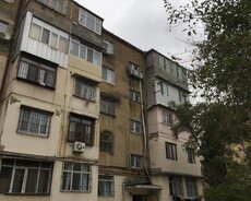 Elmlərdə, 2 otaq orta mərtəbə,orta blok