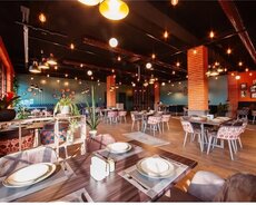 Xətai ray.da restoran satilir