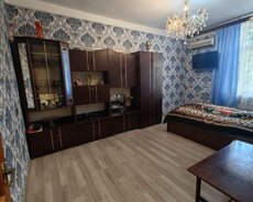Qara Qarayev metrosunun cixişinda birotaqli 550 yə