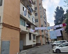 9-cu mik. 157 nomreli mektebin yaninda 3 otaq kiev layiheli