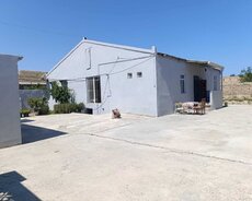 Albalılıqda həyət evi satılırr