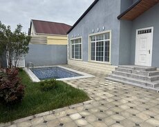 Mərdəkanda həyət evi satılır