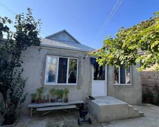 Buzovnada həyət evi satılır