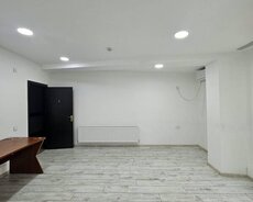 Babəkdə ofis otağı