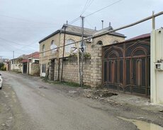 Heyet Evi 6 Otaqli 2 Mertebeli