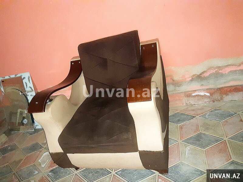 Kreslo satilir Kreslo satilir