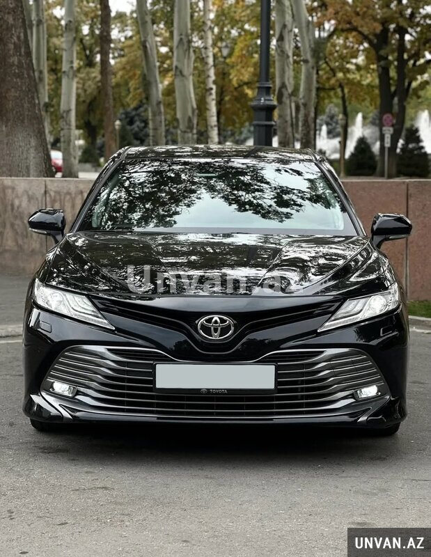 Toyota Camry black icaresi gunluk Toyota Camry black icaresi gunluk