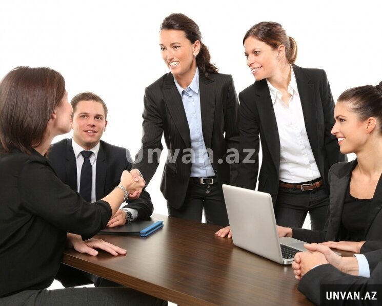 Məlumat meneceri tələb olunur Məlumat meneceri tələb olunur