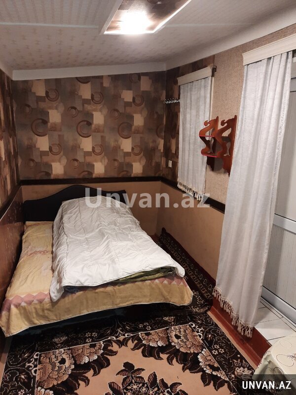 Suraxanı rayonu, Qaraçuxur qəsəbəsi, Fərman Kərimzadə küçəsi 33/2 1 otaq , Suraxanı rayonu Suraxanı rayonu, Qaraçuxur qəsəbəsi, Fərman Kərimzadə küçəsi 33/2 1 otaq , Suraxanı rayonu