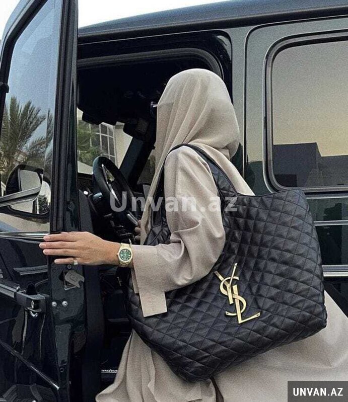 Xanım işçi tələb olunur Xanım işçi tələb olunur