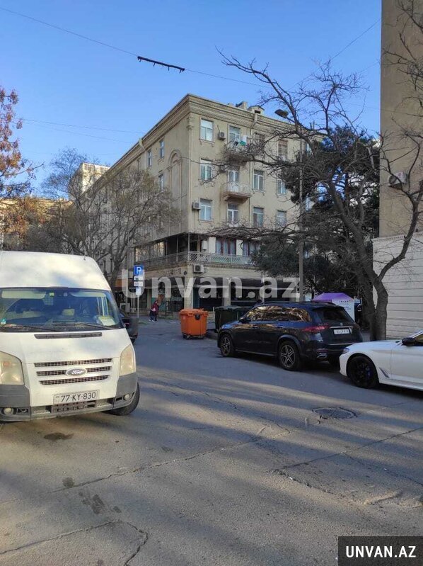 m.Elmlər Akademiya yanı, Bəxtiyar Vahabzadə küç. 5a 3 otaq , Yasamal rayonu m.Elmlər Akademiya yanı, Bəxtiyar Vahabzadə küç. 5a 3 otaq , Yasamal rayonu