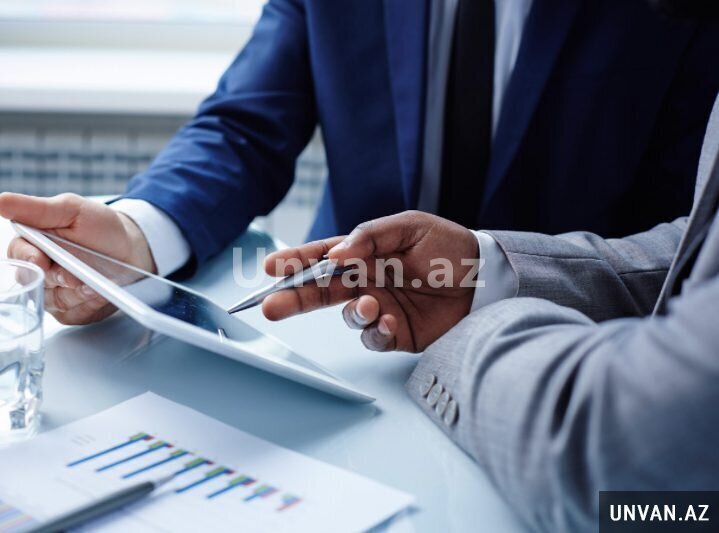 Ofis meneceri tələb olunur Ofis meneceri tələb olunur