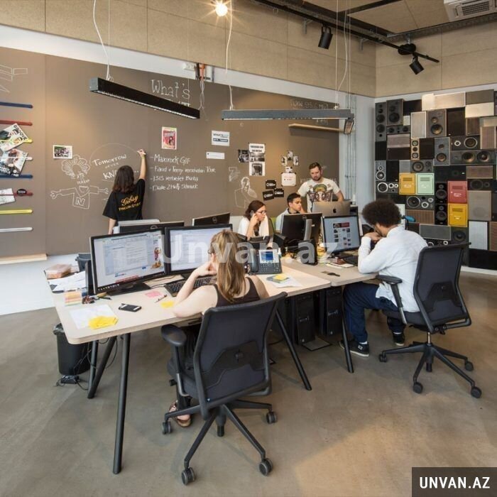 Aktif məlumat menecer işi elanı Aktif məlumat menecer işi elanı