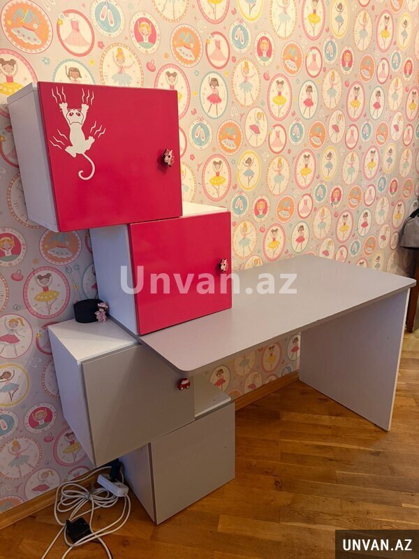 Uşaq masası Uşaq masası