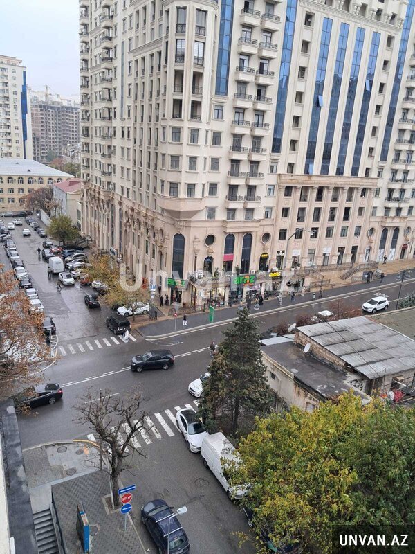 Nesimi rn Azadliq prospekti 3 otaq , Nəsimi rayonu Nesimi rn Azadliq prospekti 3 otaq , Nəsimi rayonu