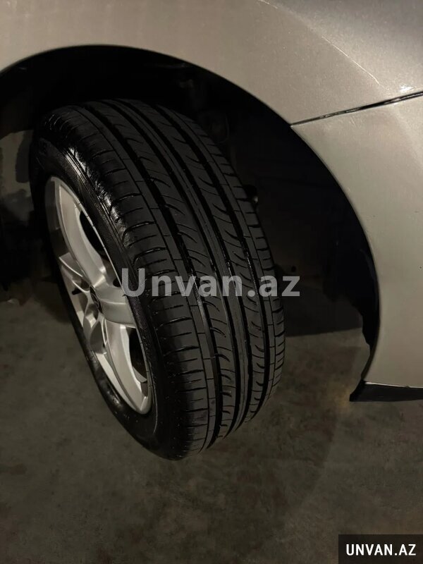 Toyota Yaris 2010 il, 1 motor Toyota Yaris 2010 il, 1 motor