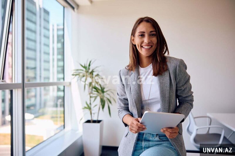 Ofis Meneceri tələb olunur Ofis Meneceri tələb olunur