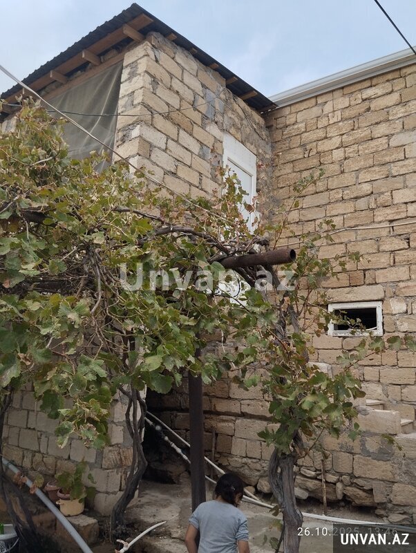 Lokbatan qesebesi 1-ci massiv 4 otaq , Qaradağ rayonu Lokbatan qesebesi 1-ci massiv 4 otaq , Qaradağ rayonu