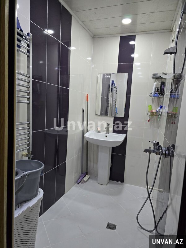 Yeni Günəşli V massidi 3 otaq , Suraxanı rayonu Yeni Günəşli V massidi 3 otaq , Suraxanı rayonu