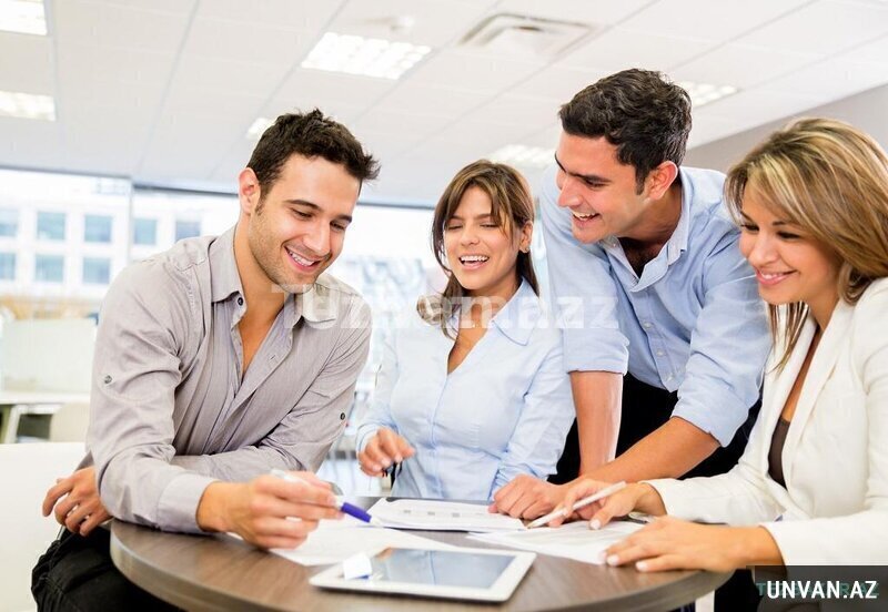 Biznes qurmaq üçün əməkdaşlıq təklif edirəm Biznes qurmaq üçün əməkdaşlıq təklif edirəm