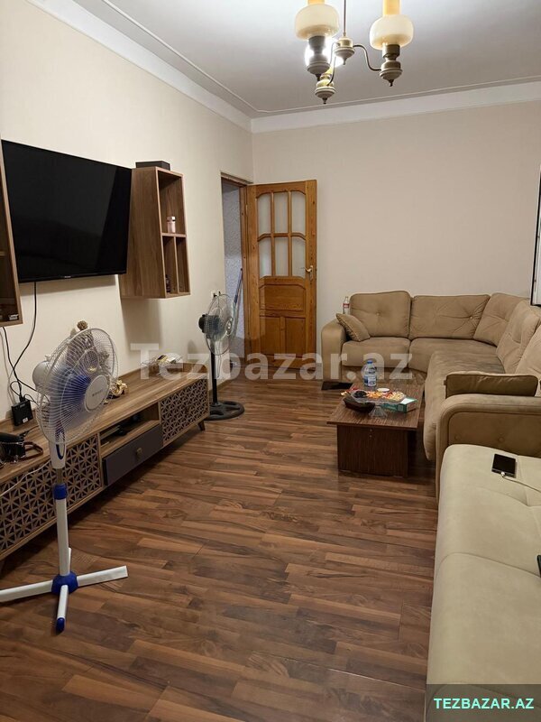 Mənzil satılır Mənzil satılır