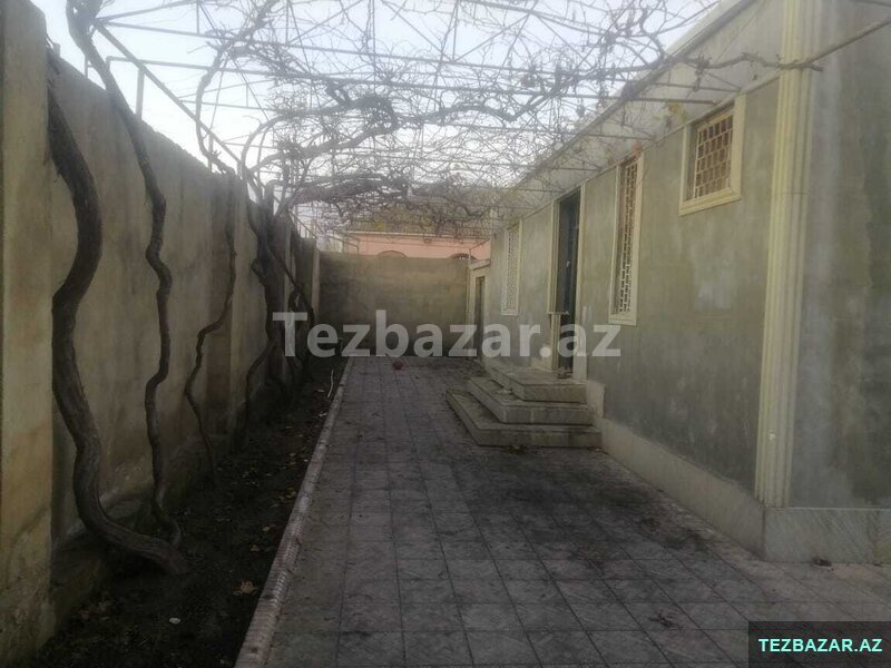 Buzovnada həyət evi satılır Buzovnada həyət evi satılır