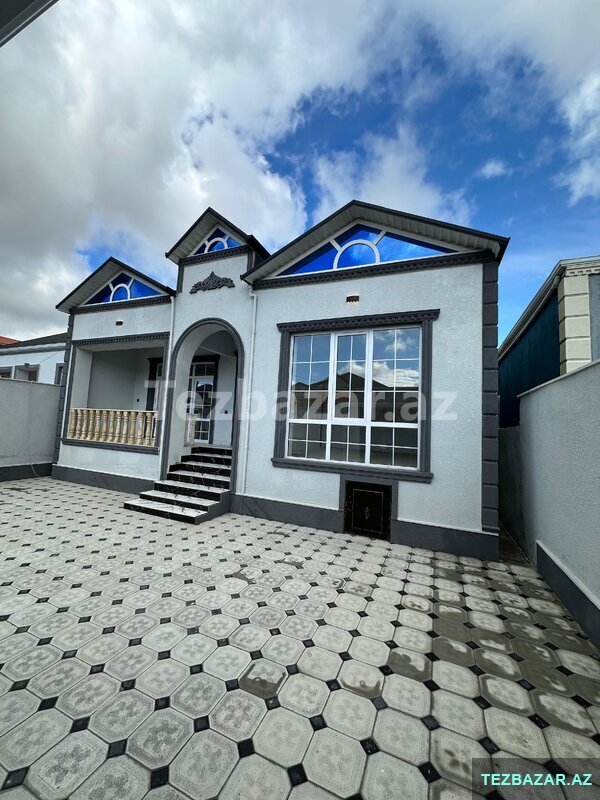 Məhəmmədlidə Hıyıt evi satılır Məhəmmədlidə Hıyıt evi satılır