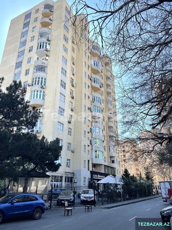 Elmlər Akademiyası metrosu,Mirəli Seyidov küçəsi Elmlər Akademiyası metrosu,Mirəli Seyidov küçəsi