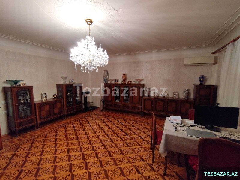 Mənzil satılır Mənzil satılır