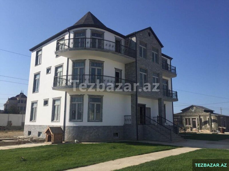 Şüvəlanda 28 sotda bağ evi Şüvəlanda 28 sotda bağ evi