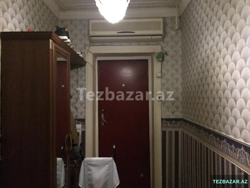 Sumqayıt, 18 mkr, dairəyə yaxın, 5/5, 3 otaq Sumqayıt, 18 mkr, dairəyə yaxın, 5/5, 3 otaq