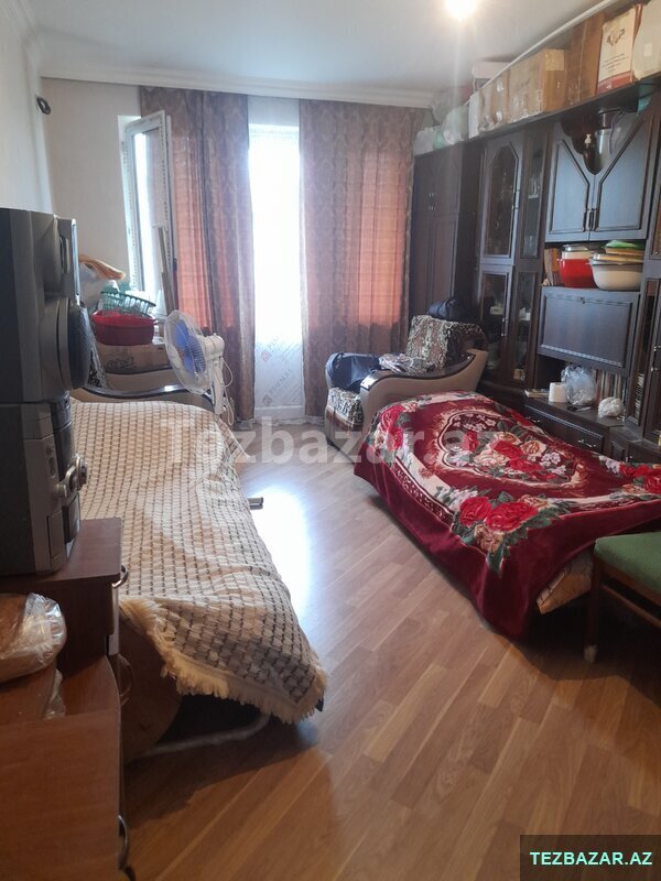 Xirdalan.təzə bazarin yanı Xirdalan.təzə bazarin yanı