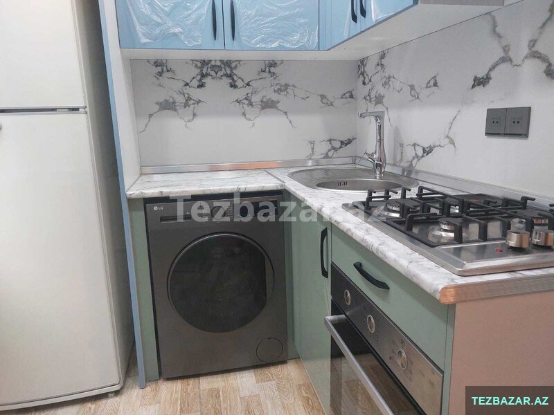 Satılır 2 otaqlı köhnə tikili 43.5 m², 20 Yanvar m Satılır 2 otaqlı köhnə tikili 43.5 m², 20 Yanvar m