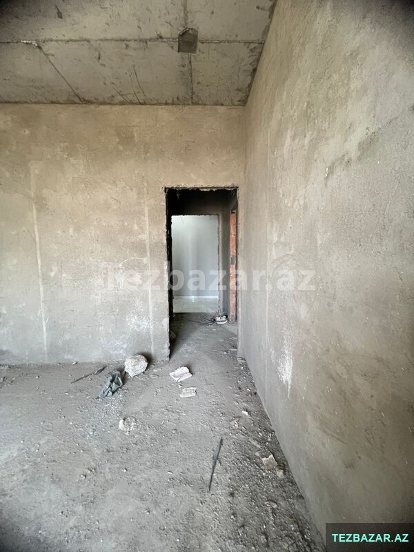 Qaraçuxur qəsəbəsində 2 otaql ımənzil satılır Qaraçuxur qəsəbəsində 2 otaql ımənzil satılır