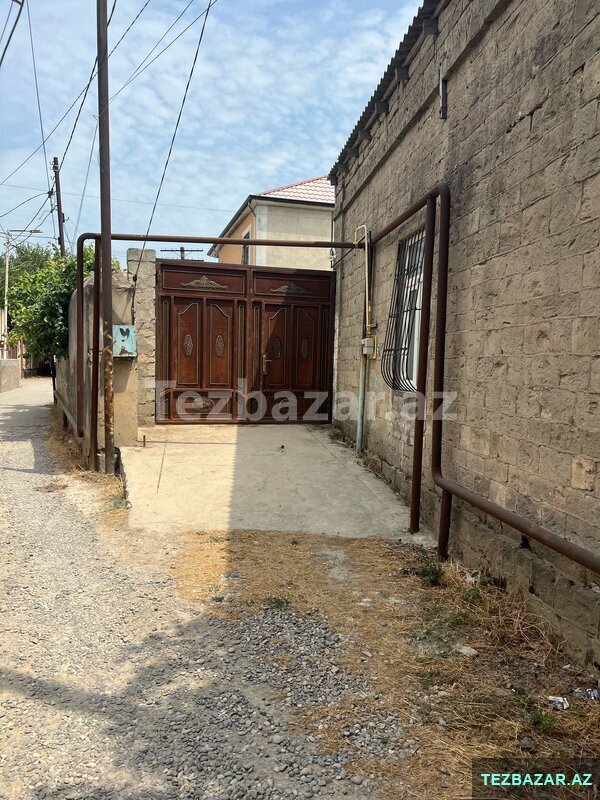 Zabrat qəsəbəsində 4 otaqlı ev satılır Zabrat qəsəbəsində 4 otaqlı ev satılır