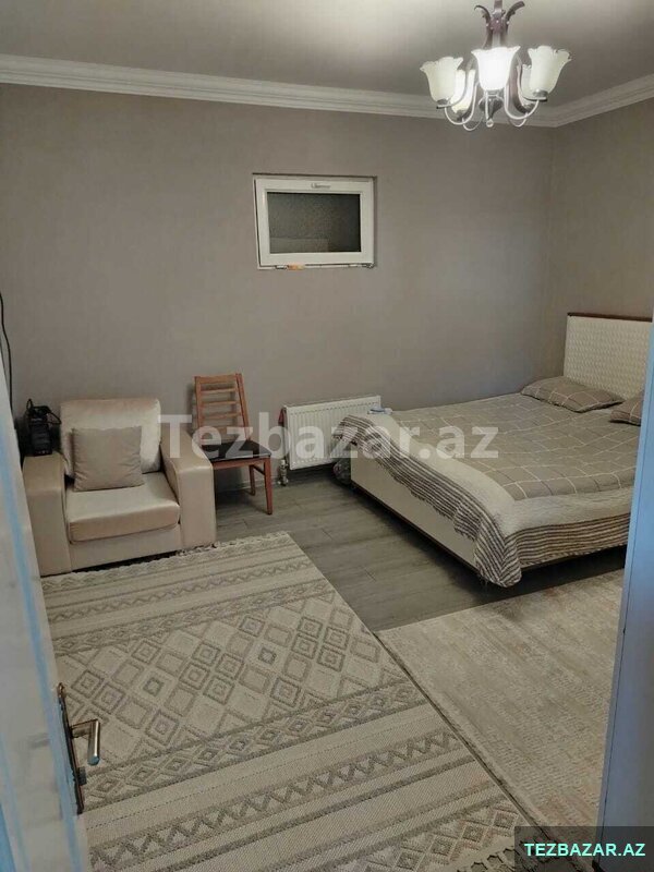 Yasamalda 5 otaqli heyet evi satilir Yasamalda 5 otaqli heyet evi satilir