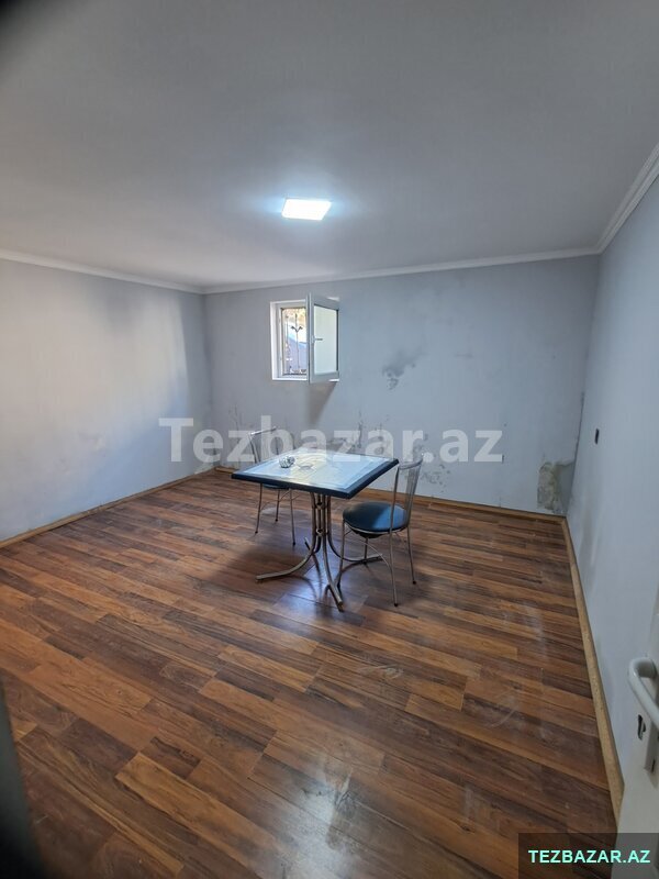 Yasamalda 2 otaqli heyet evi satilir Yasamalda 2 otaqli heyet evi satilir